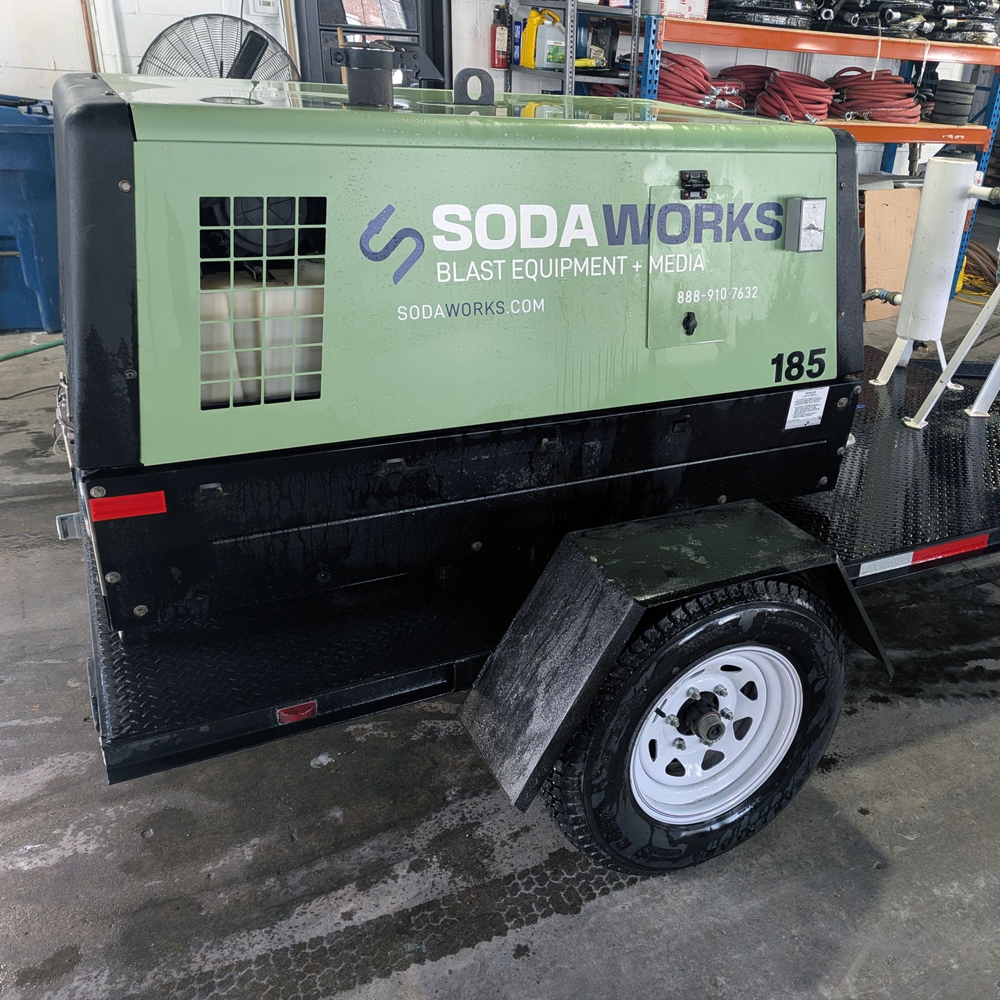 Pre Owned 2016 Soda Works Mobile System 185 CFM (201608220005, 350 Hours)